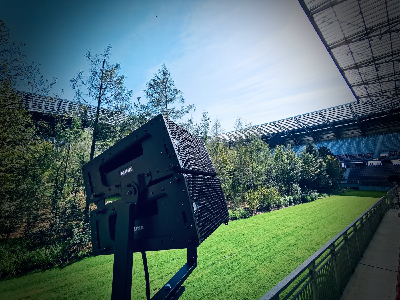 Lautsprechersystem für eine Veranstaltung im Freien – STEREO-MEDIA GmbH